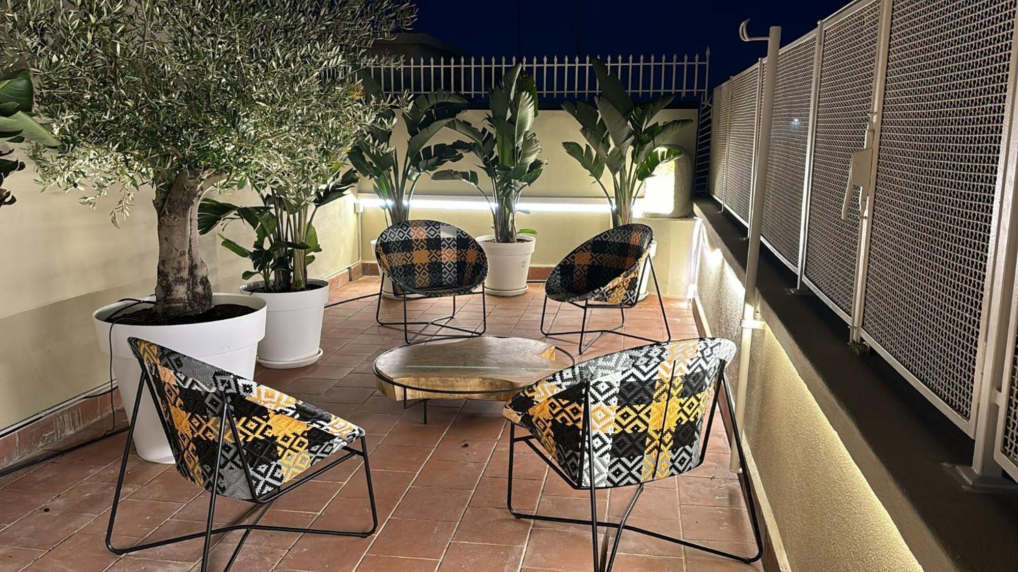 Hotel Mile Bari Exterior foto