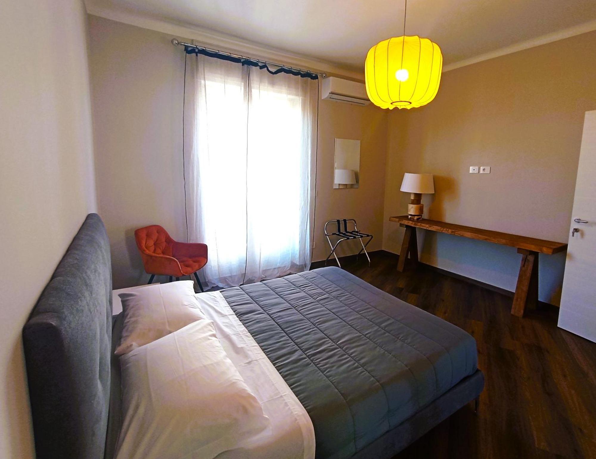 Hotel Mile Bari Exterior foto